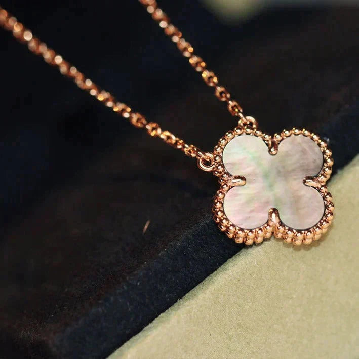 VCA CLOVER 15MM GRAY MOTHER OF PEARL NECKLACE