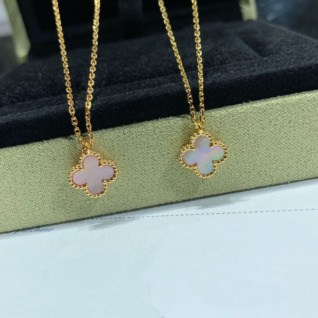VCA CLOVER 9.5MM PINK MOTHER OF PEARL SINGLE FLOWER NECKLACE