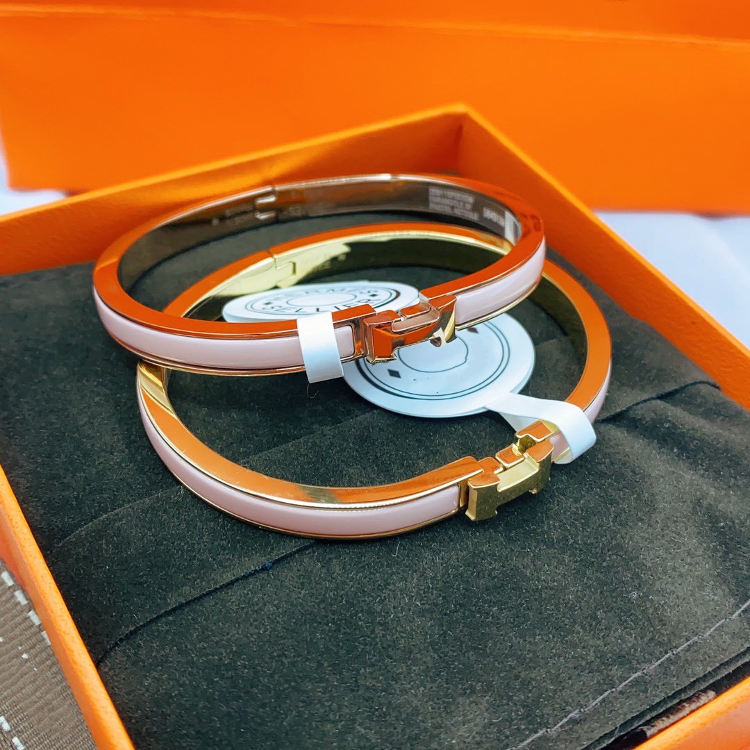 HERMES CLASSIC HM CLIC PINK 8MM ENAMEL BRACELET